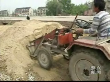 我市重点交通工程节日期间不歇车