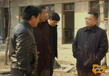 顾弘庆走访慰问根思困难群众