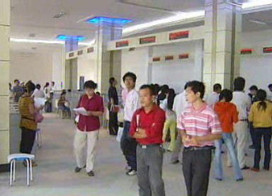 记者观察:人才招聘 重学历更重能力_泰兴新闻