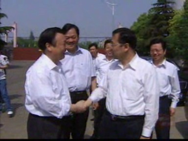 张雷调研我市重点工业企业