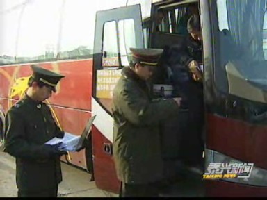 春运第一天 旅客进出量持续攀升