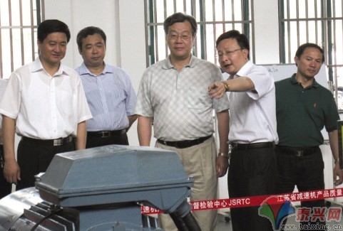 省质监局局长靳道强一行来我市调研_泰兴新闻