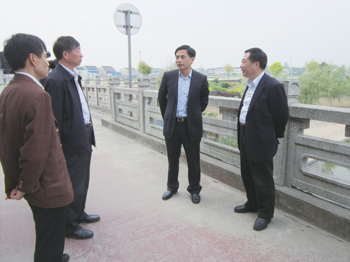 [泰兴] 市领导督查长江防汛工程 强化隐患整改 确保安全度汛