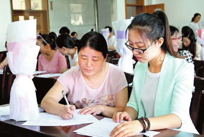 襟江小学实行青蓝工程师徒结对 - 泰兴市新闻