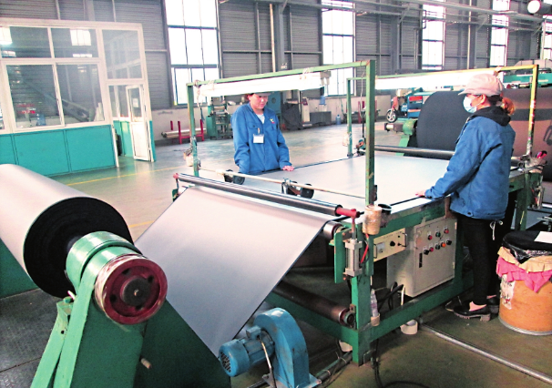 天成超纤合成革项目今年可完成国税开票销售1